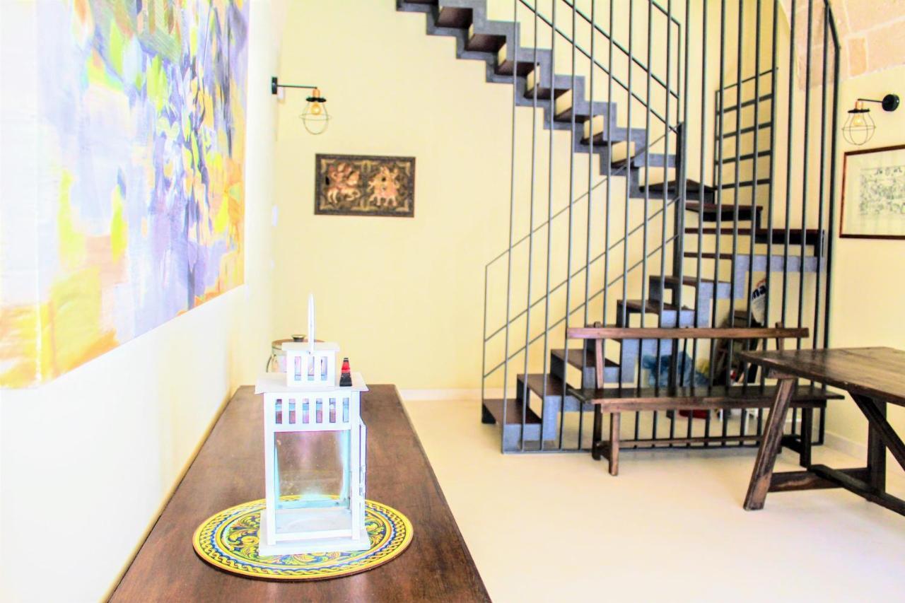 Dimora Vico Dei Nohi Bed & Breakfast *