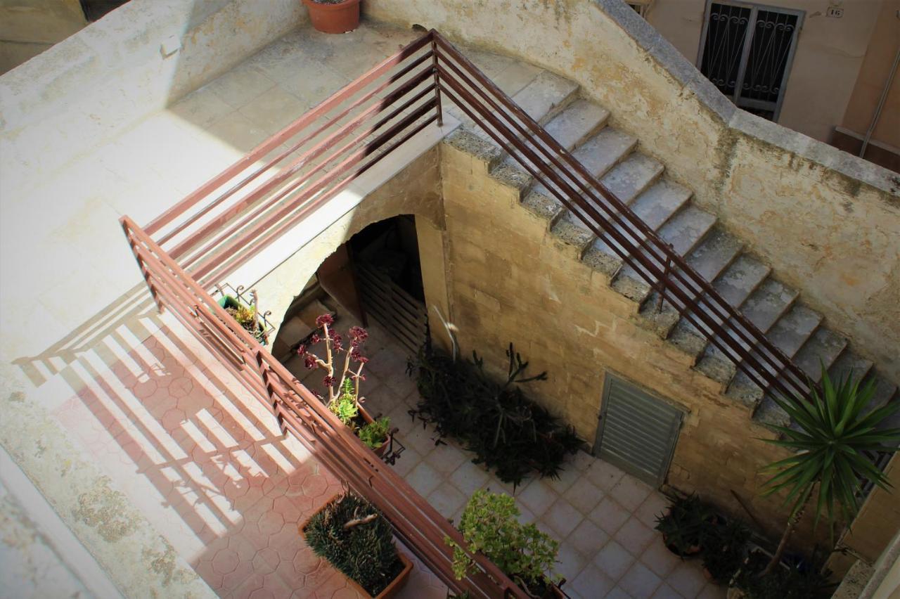 Dimora Vico Dei Nohi Bed & Breakfast